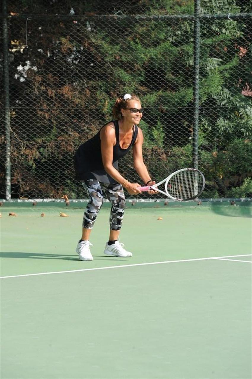 Hülya Avşar