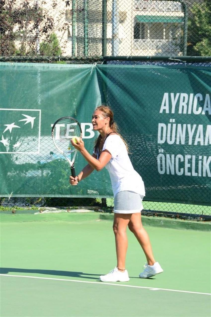 Hülya Avşar