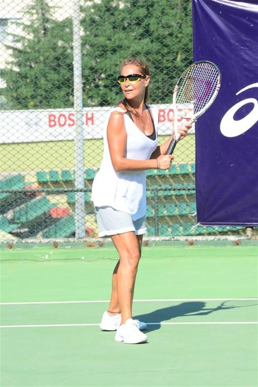 Hülya Avşar