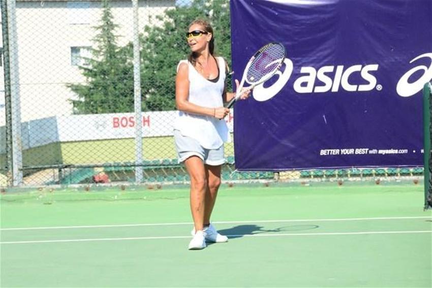 Hülya Avşar