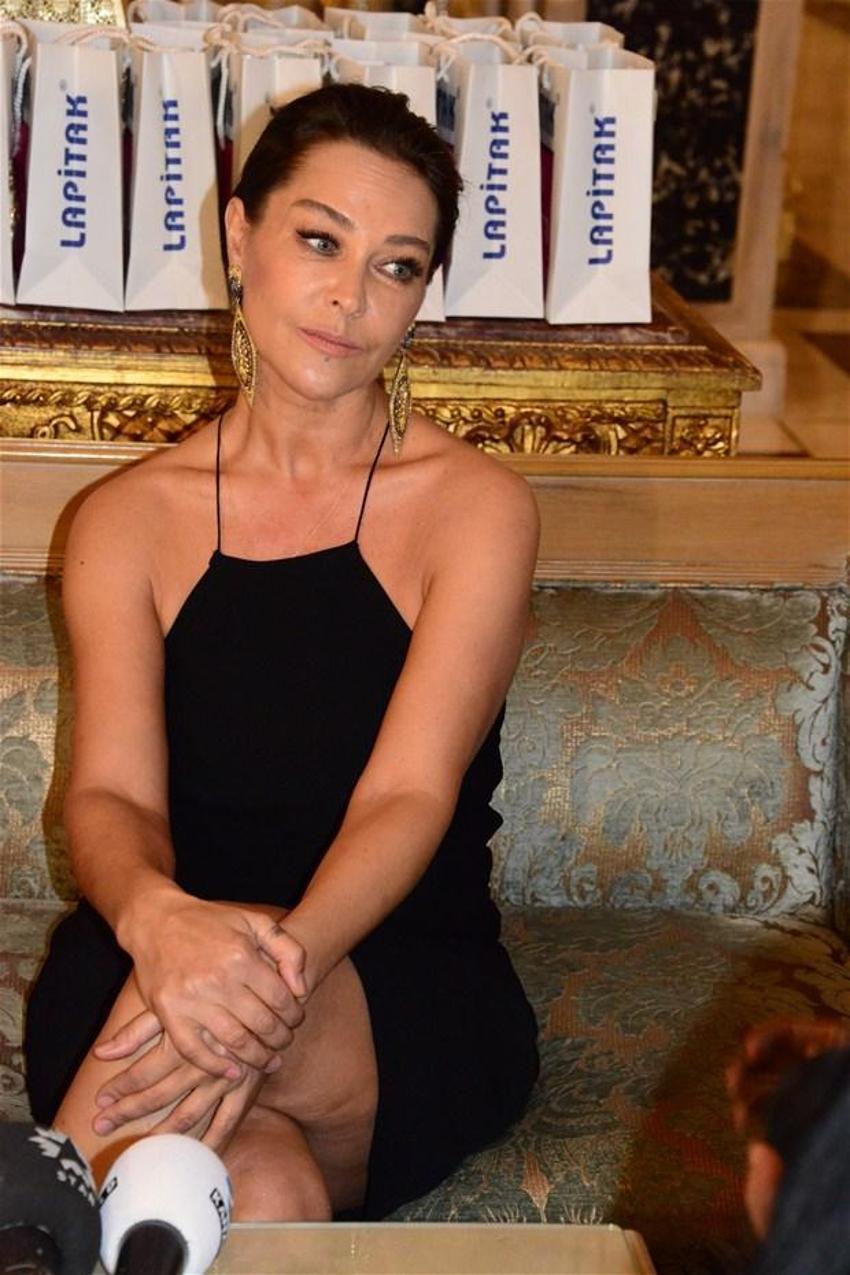 Hülya Avşar