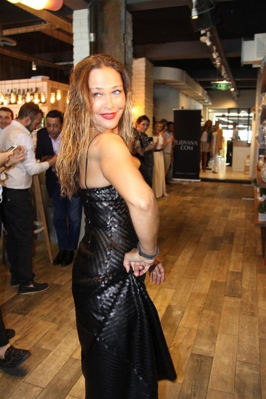 Hülya Avşar