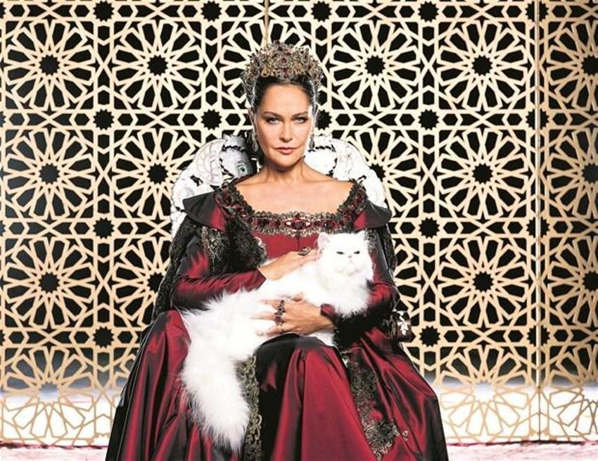 Hülya Avşar