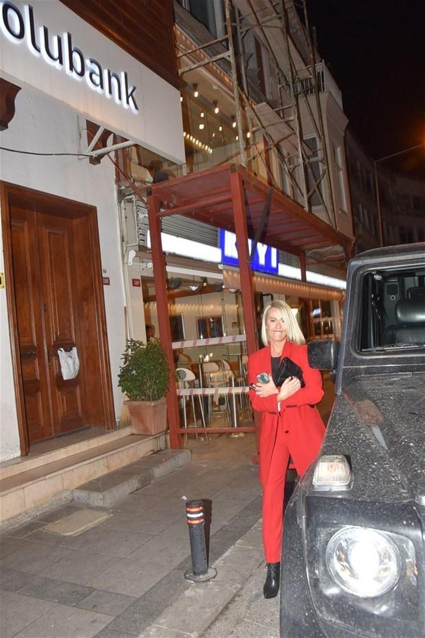 Hülya Avşar