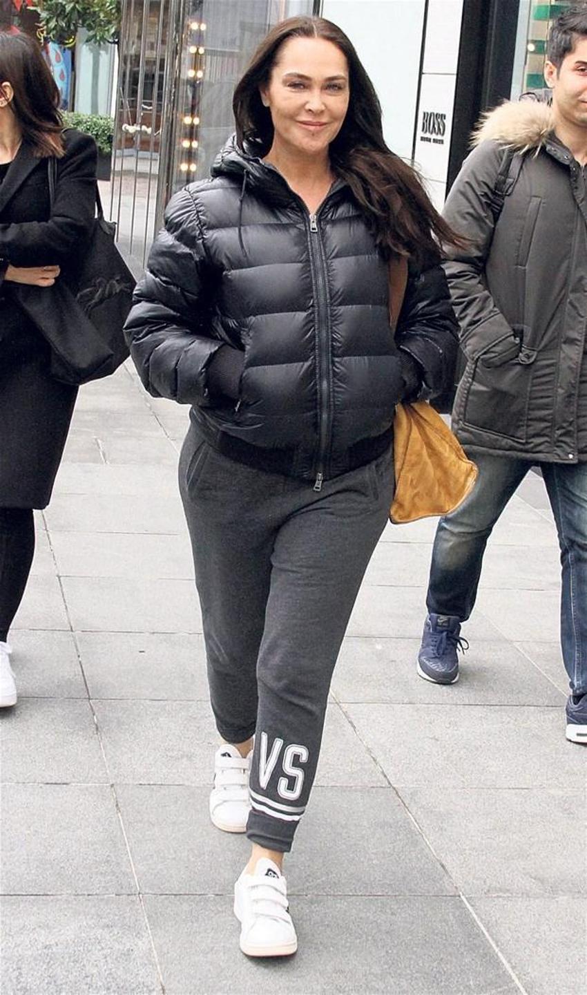 Hülya Avşar