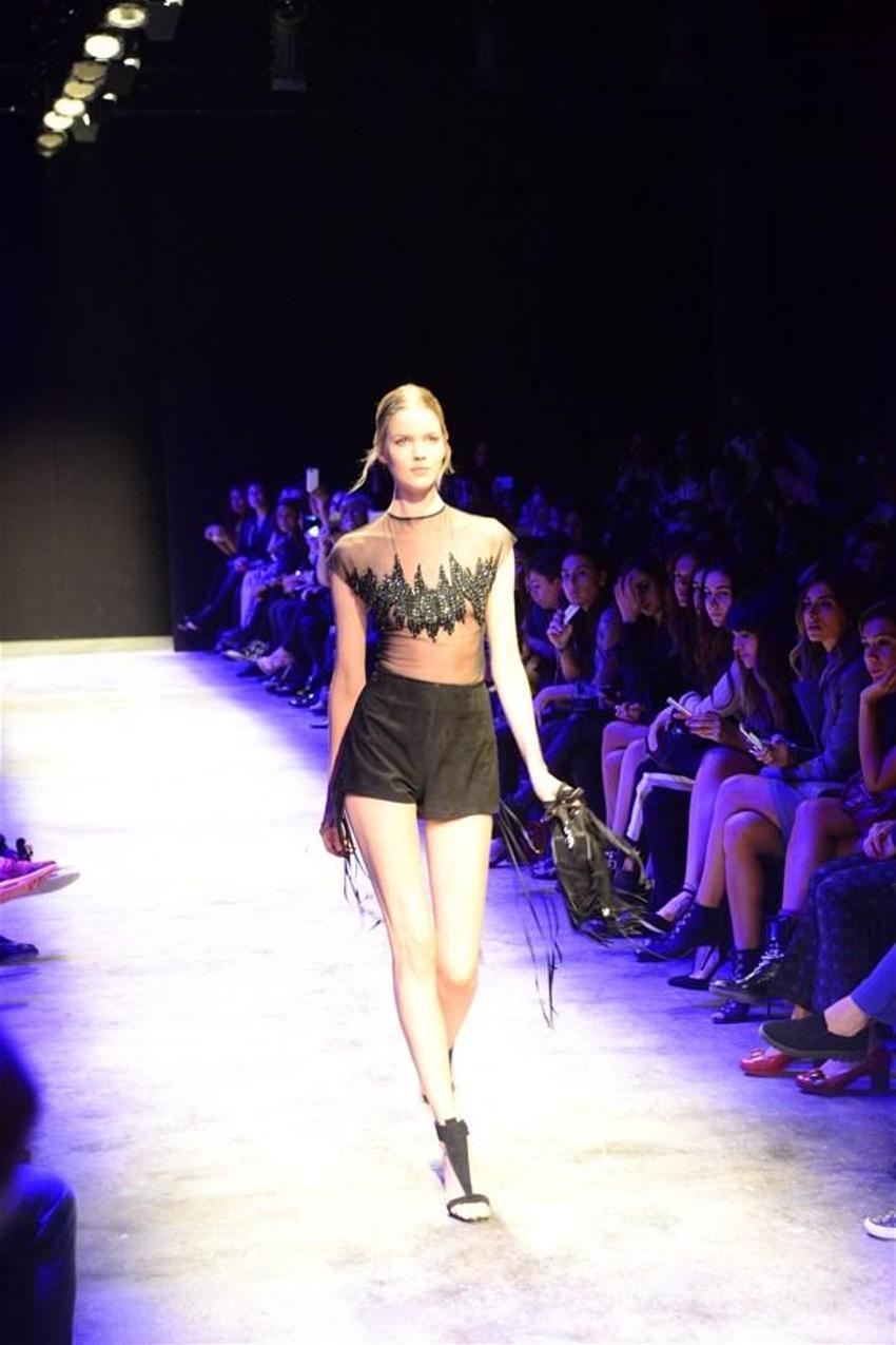 İstanbul Fashion Week’e isyan damgası!