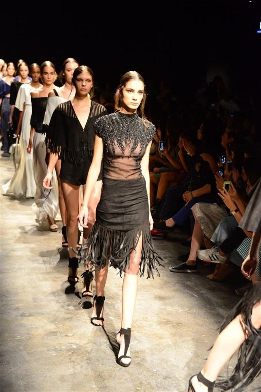 İstanbul Fashion Week’e isyan damgası!