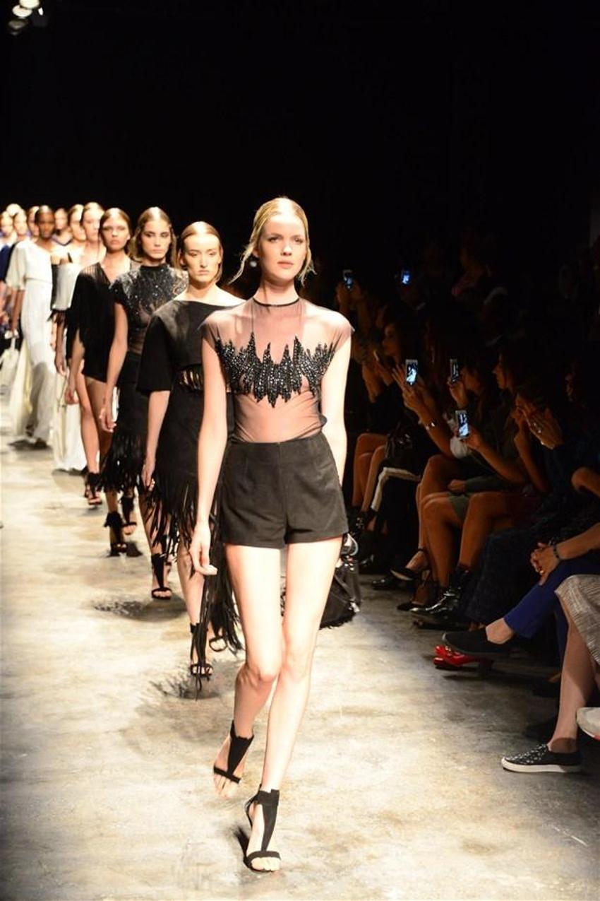 İstanbul Fashion Week’e isyan damgası!