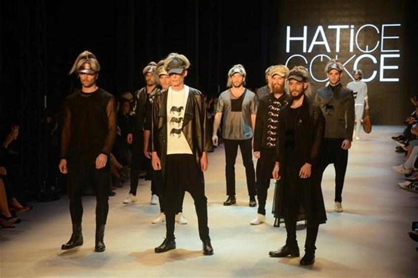 İstanbul Fashion Week’e isyan damgası!