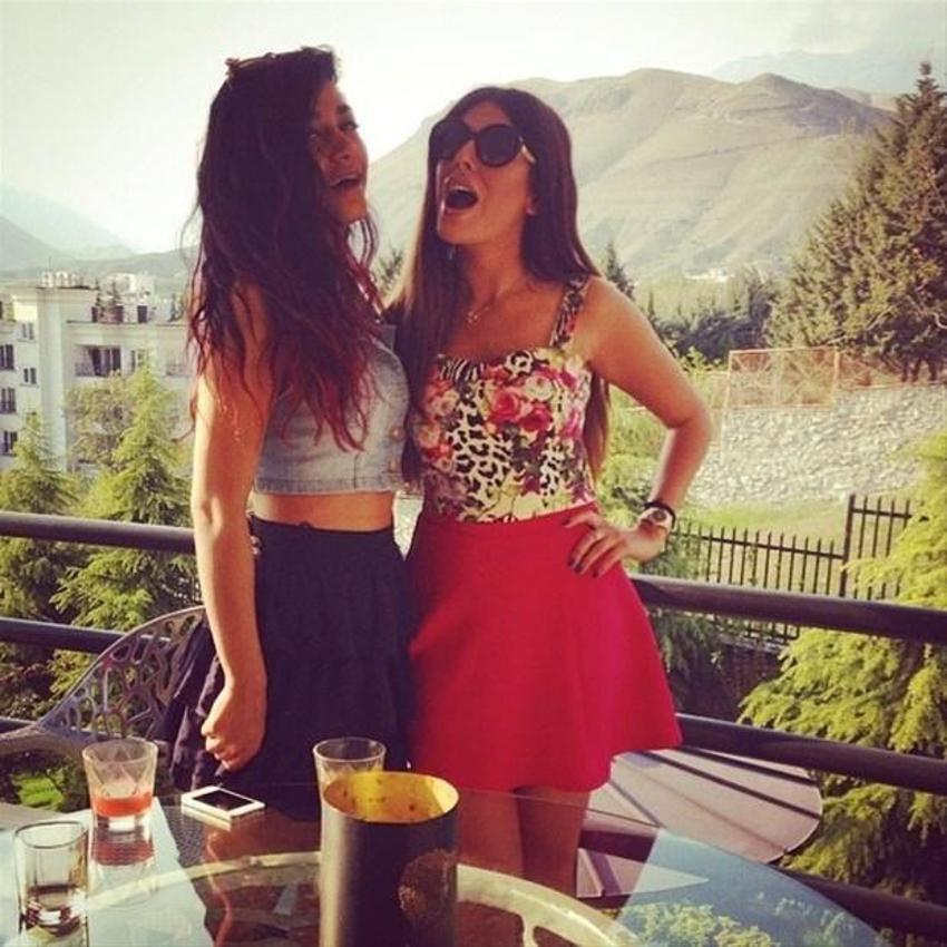Tahran’ın zengin gençleri Instagram’da