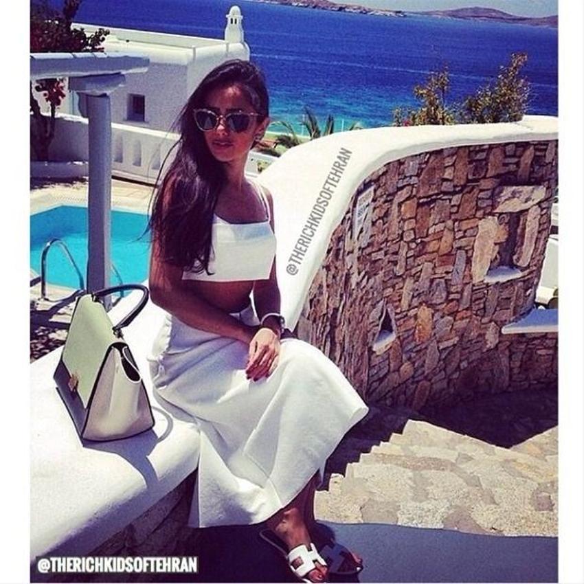 Tahran’ın zengin gençleri Instagram’da
