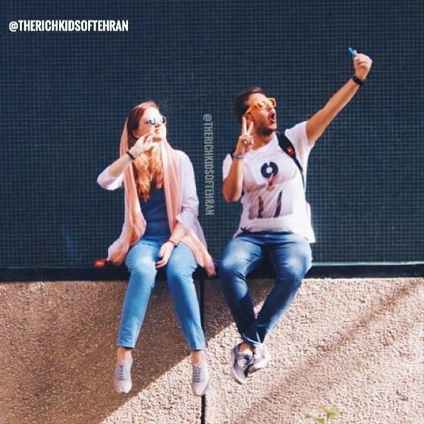 Tahran’ın zengin gençleri Instagram’da