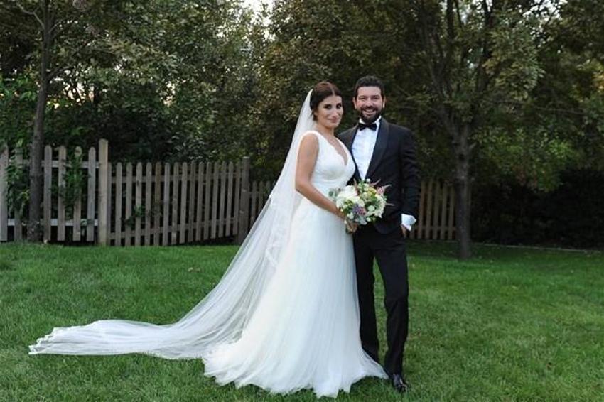 İrem Derici evlendi!