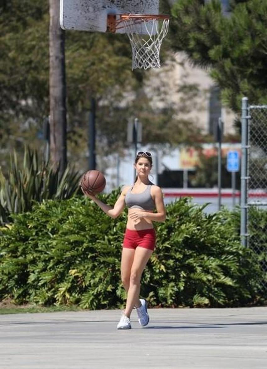Amanda Cerny