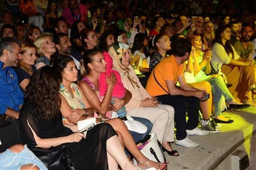 Hande Yener - Konser