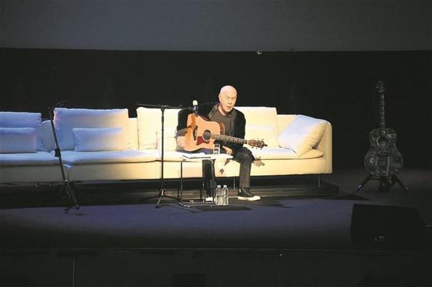 Cem Yılmaz