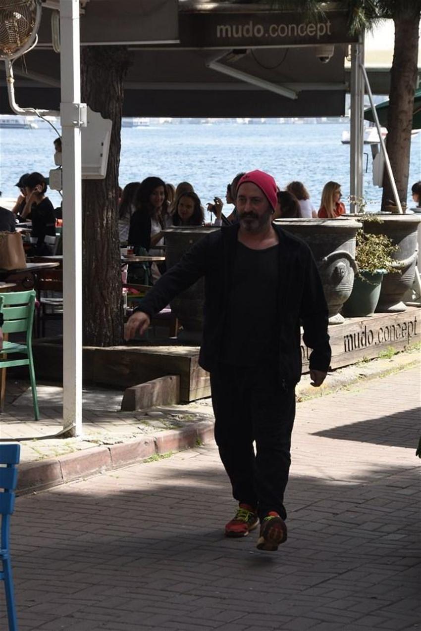Cem Yılmaz