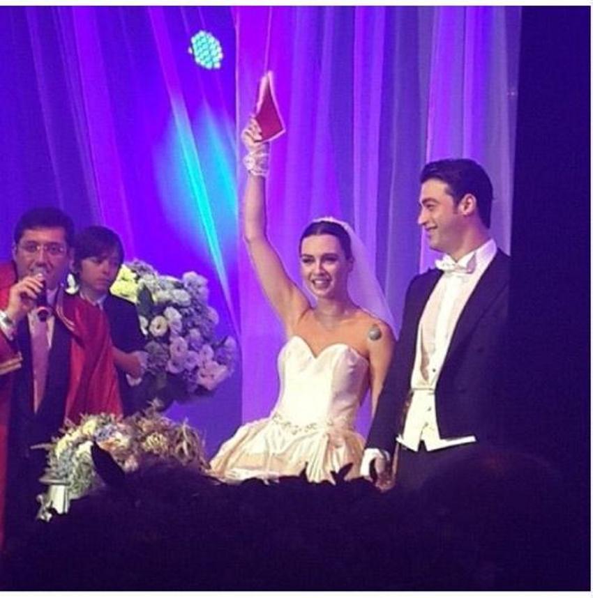 Sarp Levendoğlu - Birce Akalay evlendi!