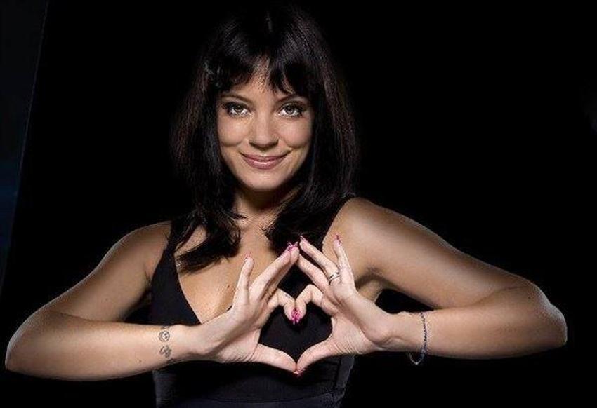 Lily Allen formunu patates cipsine borçlu!