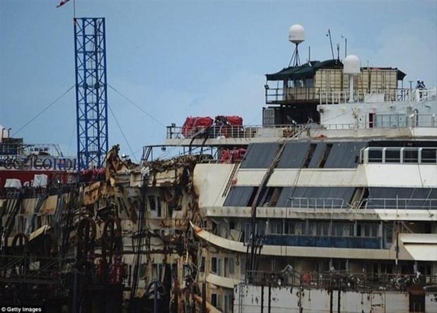 Costa Concordia gemisi faciasından görüntüler yayınlandı