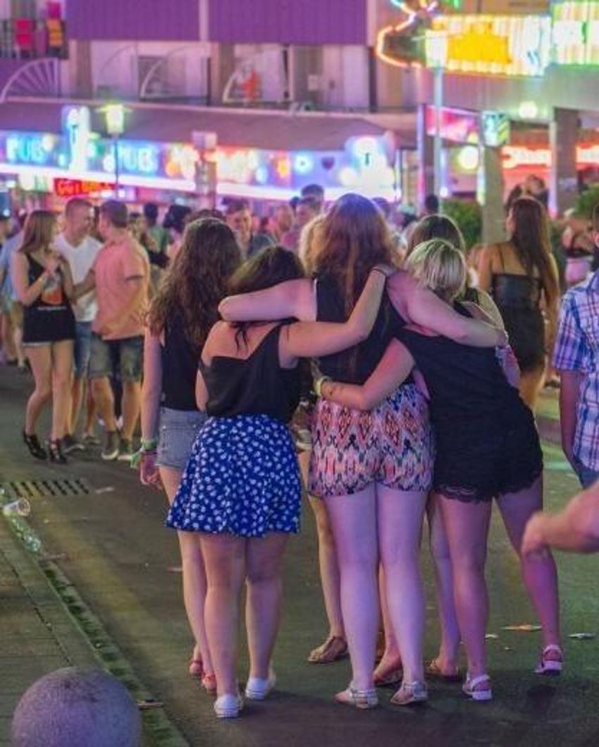 Toplu seks skandalı yetkilileri harekete geçirdi