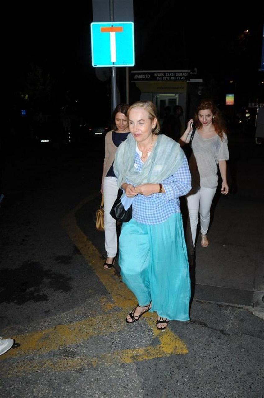 Merve Boloğur