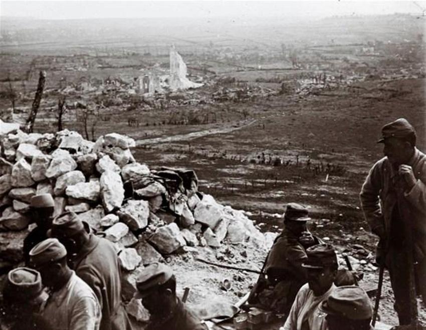 Reuters'tan bilinmeyen savaş fotoğrafları!