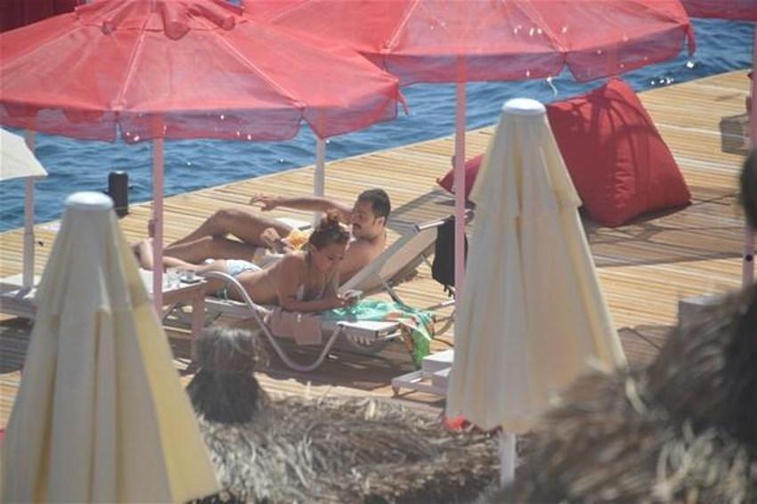Demet Akalın Bodrum'da