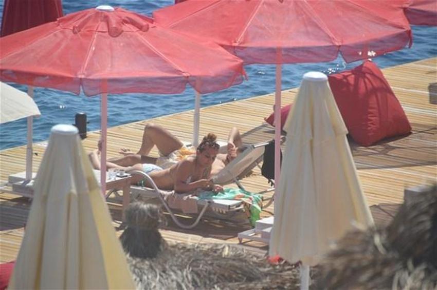 Demet Akalın Bodrum'da