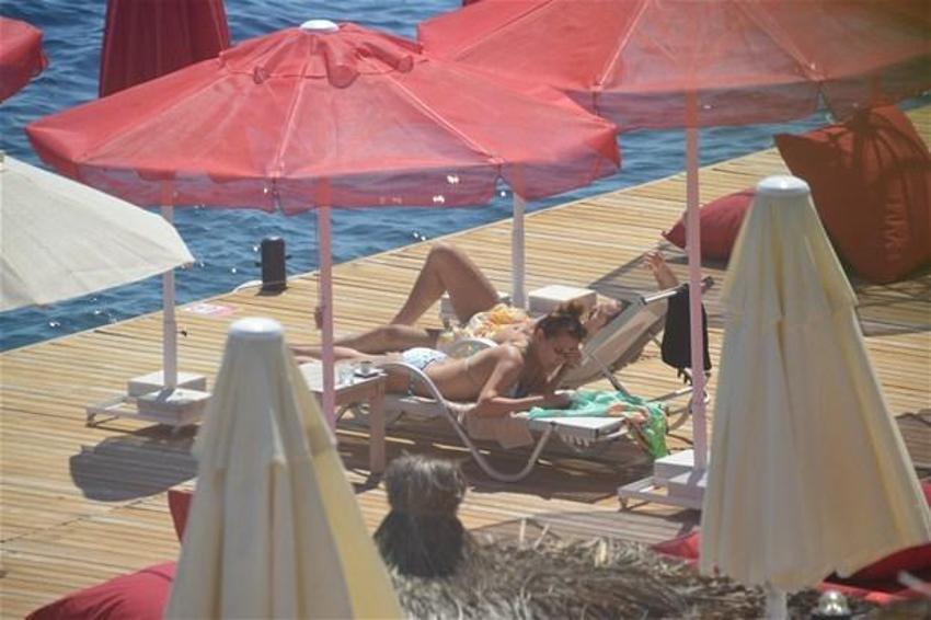 Demet Akalın Bodrum'da