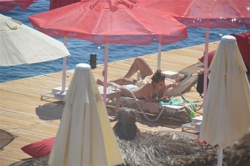 Demet Akalın Bodrum'da