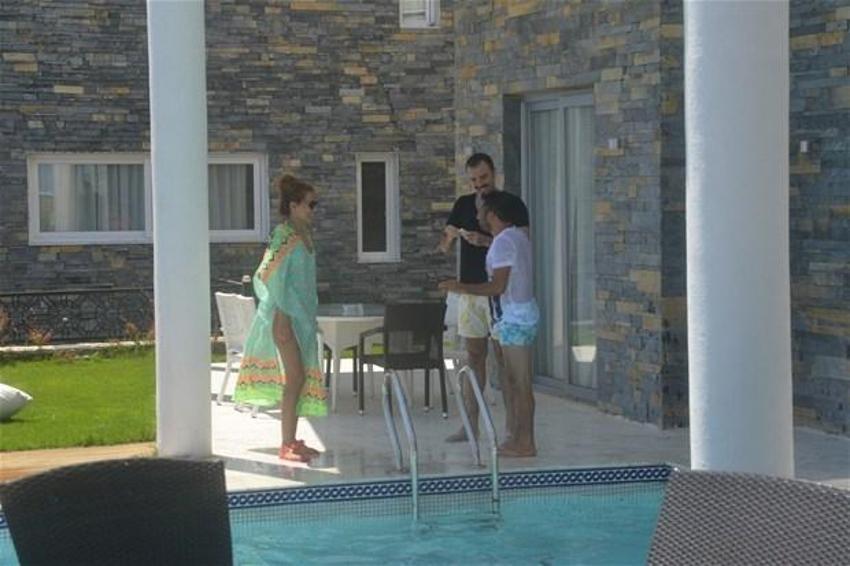 Demet Akalın Bodrum'da