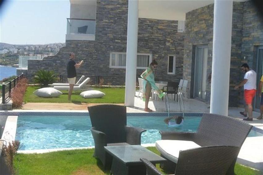 Demet Akalın Bodrum'da