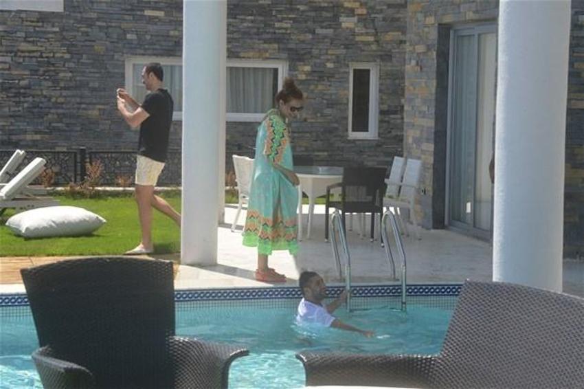 Demet Akalın Bodrum'da