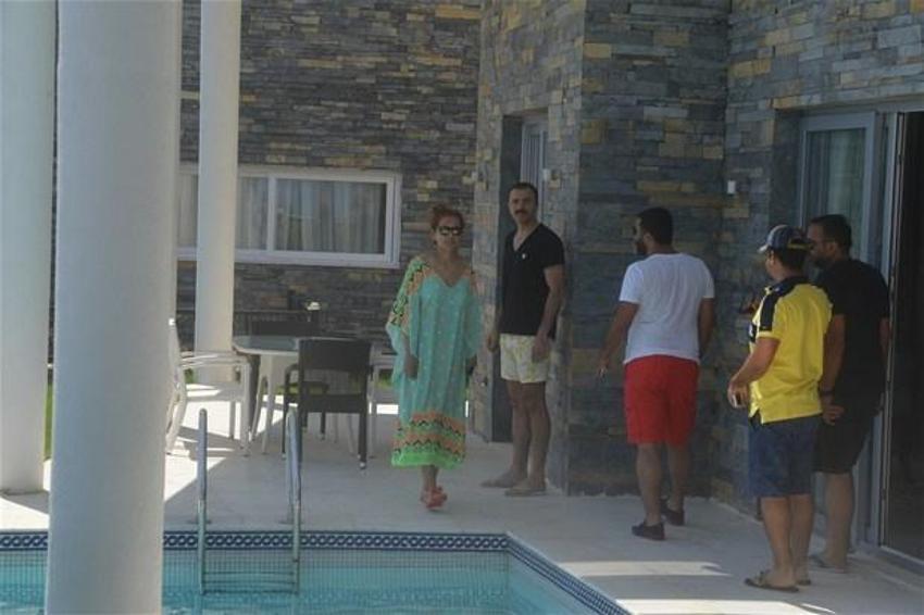 Demet Akalın Bodrum'da