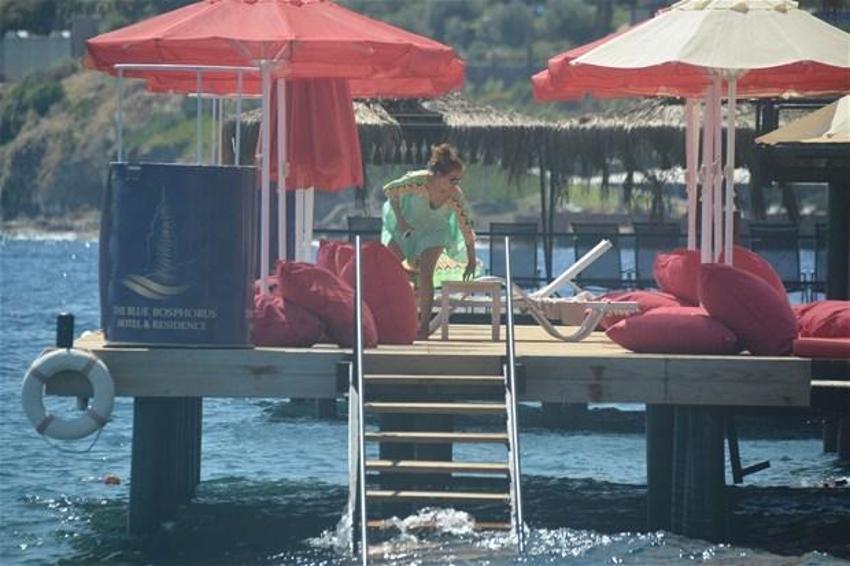 Demet Akalın Bodrum'da