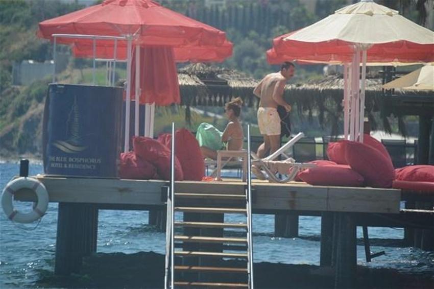 Demet Akalın Bodrum'da