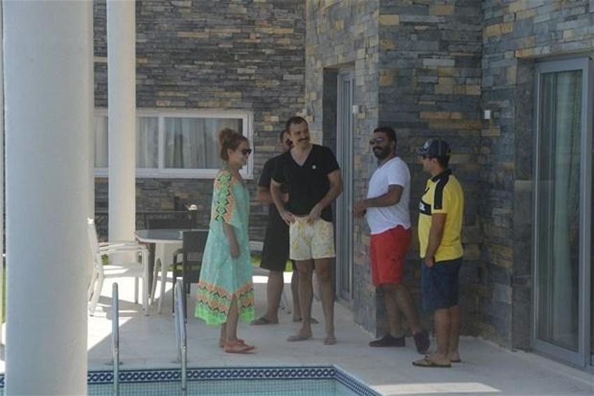 Demet Akalın Bodrum'da