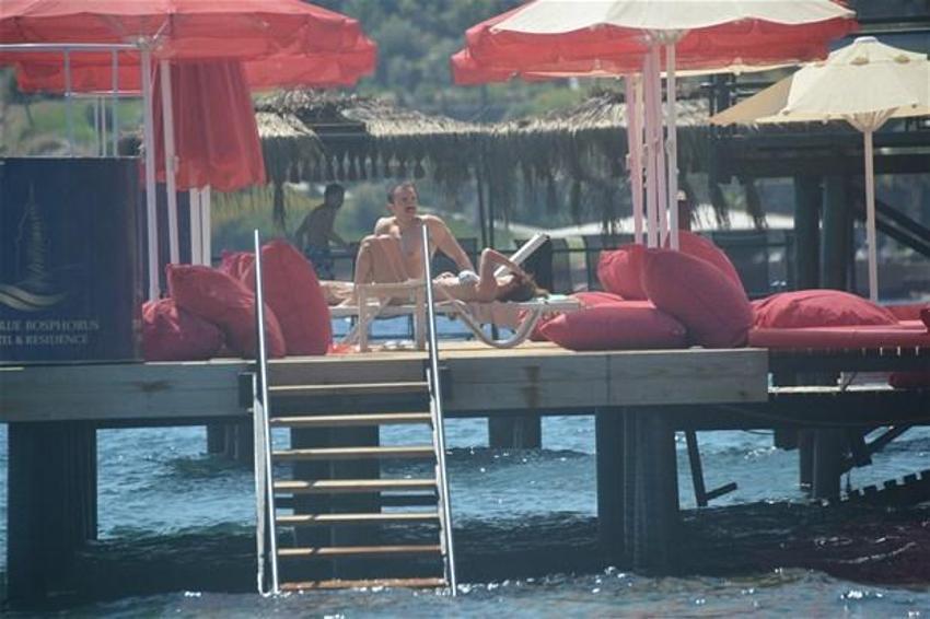 Demet Akalın Bodrum'da