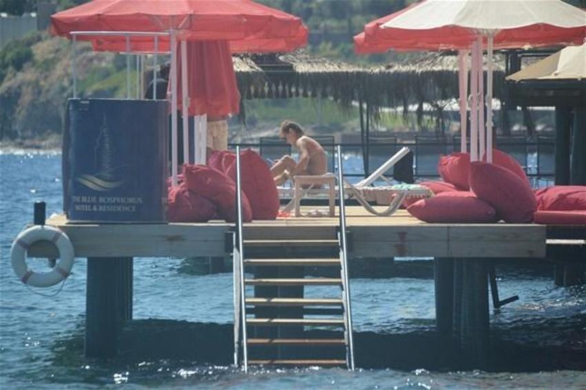 Demet Akalın Bodrum'da