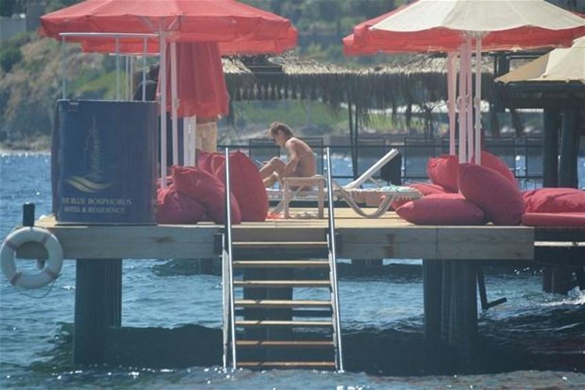 Demet Akalın Bodrum'da