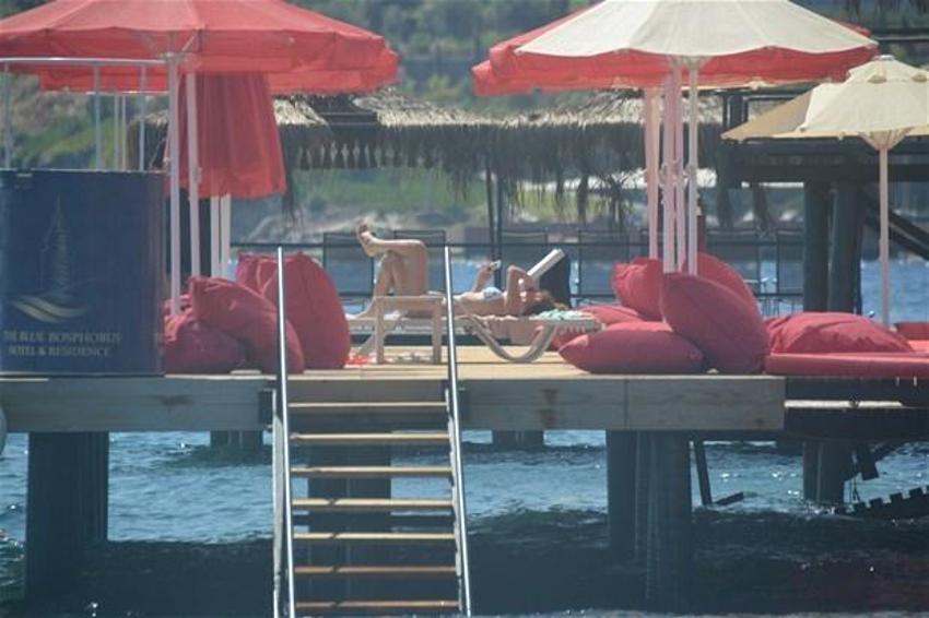 Demet Akalın Bodrum'da