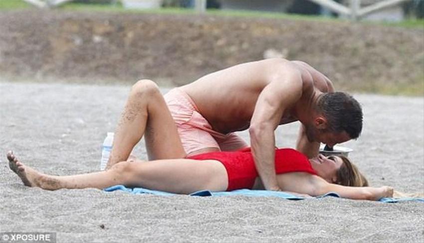 Chloe Sims aşk tazeledi!