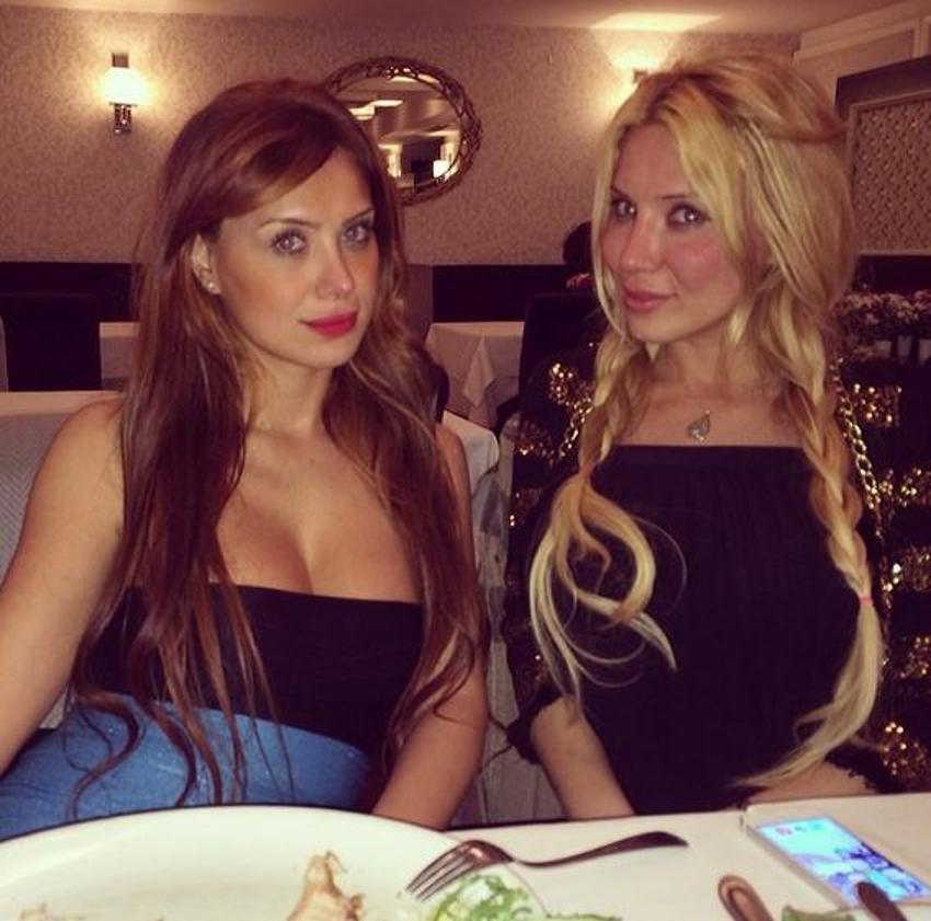 Esra & Ceyda kardeşler