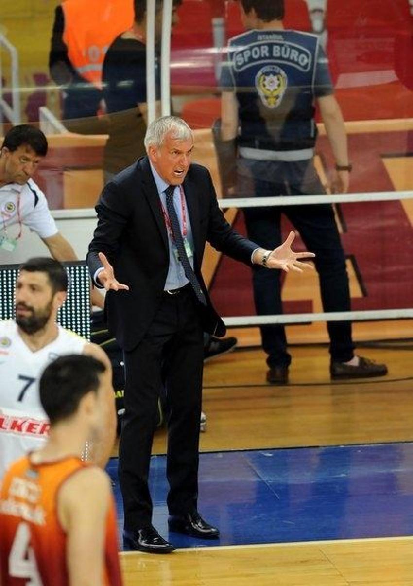 Fani Aysal'dan üçlü şov!