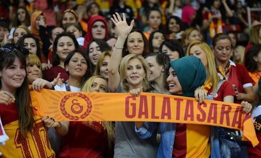Fani Aysal'dan üçlü şov!