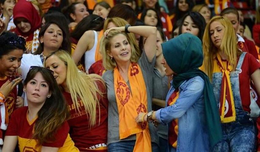 Fani Aysal'dan üçlü şov!