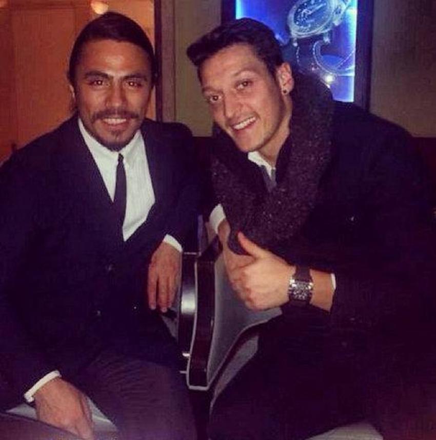 Dünyaca ünlü model Bar Refaeli Nusr-et´te!