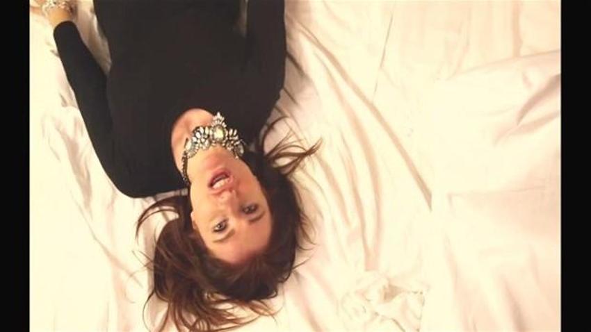 Hilal Cebeci´den olay yaratacak klip