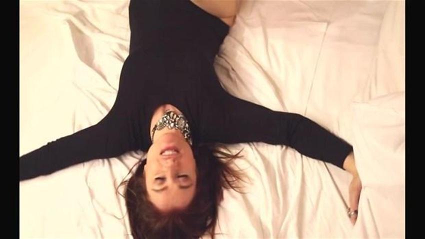 Hilal Cebeci´den olay yaratacak klip